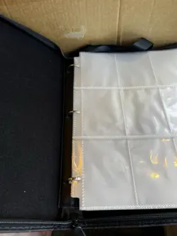 Red Dragon Card Binder New - 1080 Card Pockets, Clear Pocket Display, Zipper - Image 5