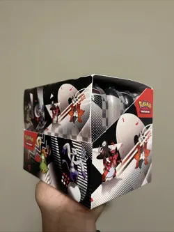 Pokemon TCG Black Bolt White Flare Unova Mini Tin Set of 8 WITH Display Box - Image 2