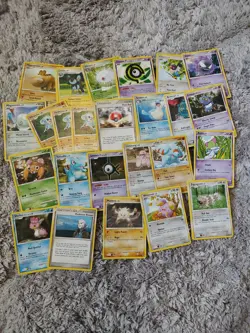 25 Pokemon Cards From Diamond And Pearl Era HP DMG Vintage TCG - Image 1