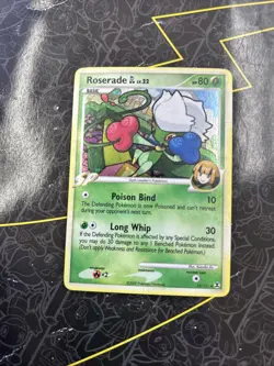 2009 ROSERADE 12/111 Platinum RISING RIVALS POKEMON CARD RARE HOLO - Image 1