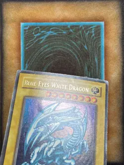 Yugioh Blue-Eyes White Dragon SDK-001 Ultra Rare HP - Image 2