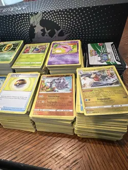 Massive 1000+ Pokemon Card Lot With Holos And Code Cards - Image 5