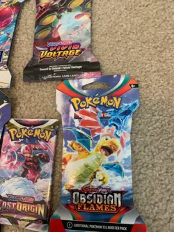 5 PACKS POKEMON DIFFERENT SLEEVED BOOSTER PACKS, FUSION STRIKE, LOST ORIGIN READ - Image 3