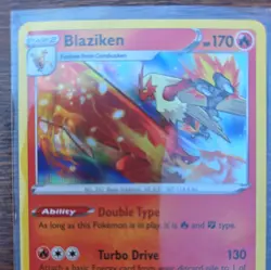 2020 Pokemon Sword & Shield Darkness Ablaze Blaziken HOLO RARE 024/189 - Image 2