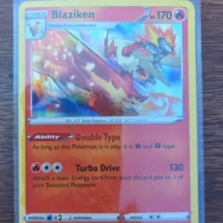 2020 Pokemon Sword & Shield Darkness Ablaze Blaziken HOLO RARE 024/189 - Image 4