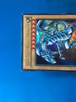 YUGIOH Ultra Rare Blue-Eyes White Dragon SDBE-EN001 1st Edition PLAYED - Image 3