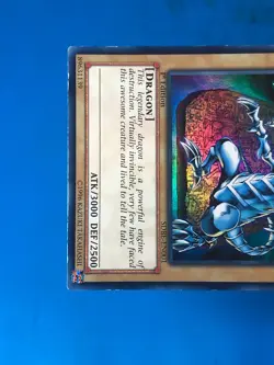 YUGIOH Ultra Rare Blue-Eyes White Dragon SDBE-EN001 1st Edition PLAYED - Image 4