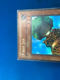 YUGIOH Ultra Rare Fiber Jar LOD-056 PLAYED - Image 3