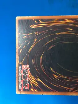 YUGIOH Super Rare Raigeki LOB-E042 PLAYED - Image 5