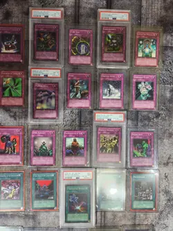 Yugioh Pharaoh's Servant 1st edition complete set all 22 holos PSA graded. - Image 4