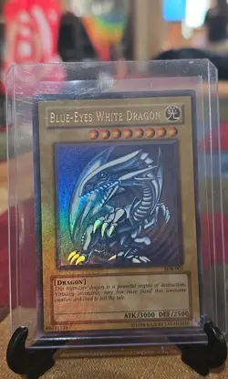 Yu-Gi-Oh! Blue-Eyes White Dragon SDK-001 Starter Deck Kaiba 1996 Holo LP/MP - Image 1