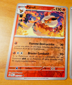 POKEMON EVOLUTIONS PRISMATIQUES CARD REVERSE HOLO CARTE 013/131 PRE SV8.5 FR M - Image 1