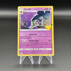 💥 Lunala 015/025 - Pokemon 2021 TCG - CELEBRATIONS - Holo Rare - Image 3