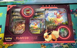 Pokemon TCG Eeveelution Vmax Premium Collection Vaporeon Flareon Jolteon Set - Image 4