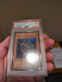 Yu-Gi-Oh! - Dark Magician - 2002 - LOB-005 - Ultra Rare - 1st Edition - PSA 9 - Image 4