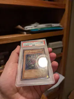 Yu-Gi-Oh! - Dark Magician - 2002 - LOB-005 - Ultra Rare - 1st Edition - PSA 9 - Image 5