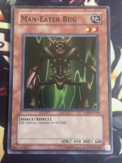 Yugioh: Man-Eater Bug - LOB-EN108 Super Rare Unlimited NM Worldwide Ed Original - Image 1