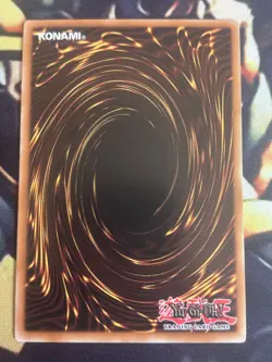 Yugioh: Man-Eater Bug - LOB-EN108 Super Rare Unlimited NM Worldwide Ed Original - Image 2