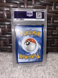 Pokemon TCG Ivysaur Illustration Rare Card 167/165 S&V 151 PSA 9 Mint 2023 - Image 2