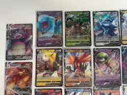 Pokemon TCG: 27 Card Pokemon V, VMAX & VSTAR bundle - Wobuffet, Blaziken - Image 2