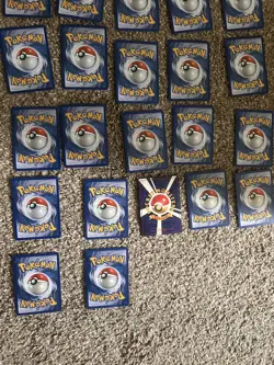Pokemon Heart Gold/ Soul Silver lot cards Pikachu MP-LP - Image 4