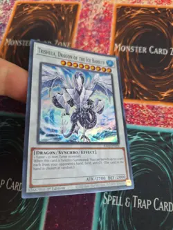 Yugioh Trishula, Dragon of the Ice Barrier RA02-EN026 Super Rare 1st Edition NM - Image 2