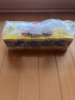 McDonald’s Japan Pokemon Pikachu Card 5 pack and Toy Set sealed 2025 Unopened - Image 1