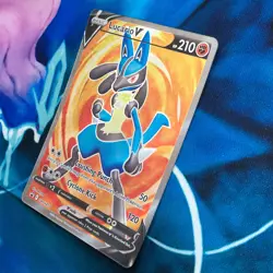 Lucario v - SWSH213 - Full Art Ultra Rare Black Star Promo - Pokemon Card - NM - Image 4
