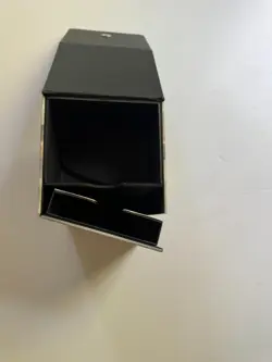 MTG Commander Deck Box - Official Magic: The Gathering Storage -Fits 100+ Sleeve - Image 5