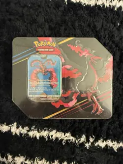 Crown Zenith Tin [Galarian Moltres] - Crown Zenith Factory Sealed Pokemon Cards - Image 2