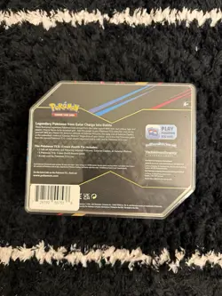 Crown Zenith Tin [Galarian Moltres] - Crown Zenith Factory Sealed Pokemon Cards - Image 3