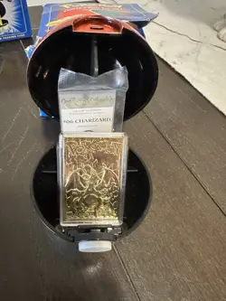 Pokemon CHARIZARD 23k Gold Plated Trading Card Vintage 1999 Burger King Blue Box - Image 4