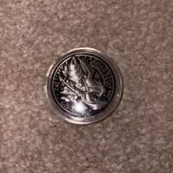 Yugioh Silver Dark Magician YCS Coin wow look - Image 1