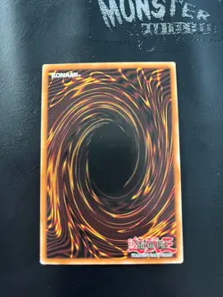 YUGIOH MAHA VAILO SUPER RARE MRL-E012 - Image 2