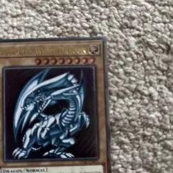 Yugioh OP28-EN001 Blue-Eyes White Dragon Ultimate Rare Euro wow look - Image 4