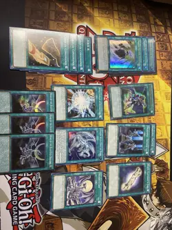 Blue-Eyes White Dragon Deck: Kaiba Deck YuGiOh Konami core - Image 3