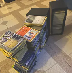 Over 9 Pounds Of 2000+ Pokemon Card Bulk Lot Mixed Eras, Holo And Non - Image 1