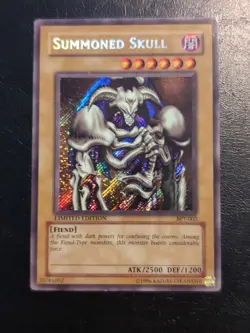 Yu-Gi-Oh! SECRET RARE CARD SUMMONED SKULL BPT-002 MP - Image 1