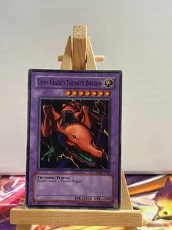Doppelkopfiger Donnerdrache MRD-E120 Super Rare Englisch Poor YUGIOH - Image 1