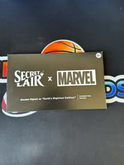 EARTH'S MIGHTIEST EMBLEM Arcane Signet Secret Lair x Marvel Foil MTG Sealed - Image 1