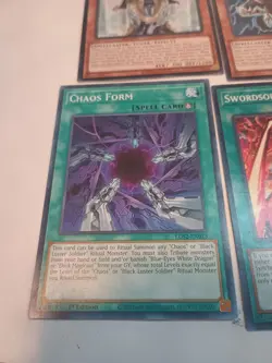 (1) Pre-owned 8 Yugioh Card Bundle For Anyone Making A Start To A Blue Eyes Deck - Image 2