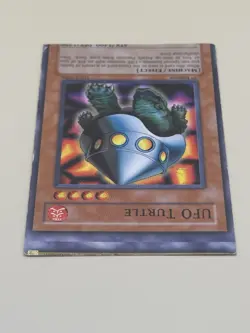 UFO Turtle SD3-EN004 Yu-Gi-Oh! Light Play 1st Edition Miscut / Misprint / Error - Image 2