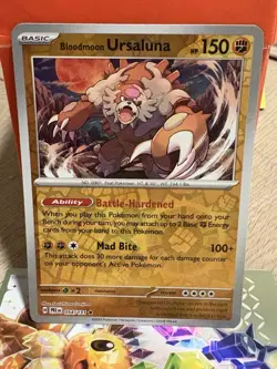 Bloodmoon Ursaluna 054/131 Reverse Holo Rare - Pokemon Prismatic Evolutions NM - Image 1