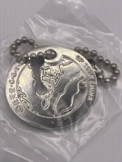 Moltres! Pokemon VTG 1999 Pokemon Sealed Metal Keychain Coin Gachapon - Image 5