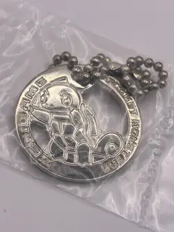 Squirtle! Pokemon VTG 1999 Pokemon Sealed Metal Keychain Coin Gachapon Banpresto - Image 1