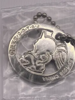 Mewtwo! Pokemon VTG 1999 Pokemon Sealed Metal Keychain Coin Gachapon Banpresto - Image 4
