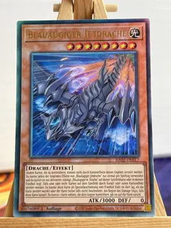 Blauaugiger Jetdrache RA02-DE017 Ultimate Rare Deutsch NM YUGIOH - Image 1