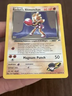 Rockets Hitmonchan Gym Heroes Trading Card 11/132 - Image 4