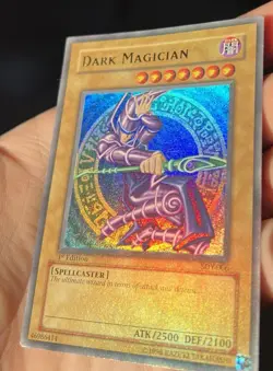 YuGiOh 2002 Dark Magician SDY-006 1st Edition Glossy Holo Bleed Starter Deck - Image 1