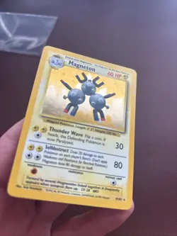 Magneton 9/102 Holo Rare Base Set Pokemon Card WOTC - Very Good / Lightly Played - Image 3